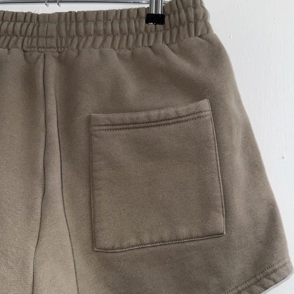 The Get Better Today Brand Better Fleece Sweat Shorts Size S ~ Brown Pockets - Picture 4 of 6